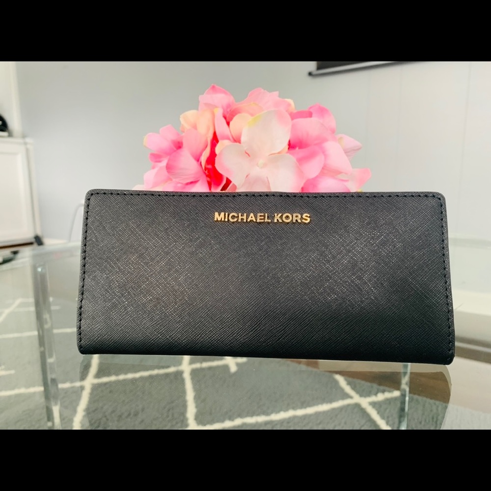 Michael Kors Jet Set Travel Flat Slim Bifold WLT
